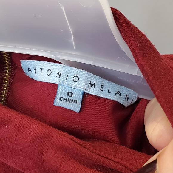 Antonio Melani burgundy faux suede size zero bow mock neck - Picture 7 of 7
